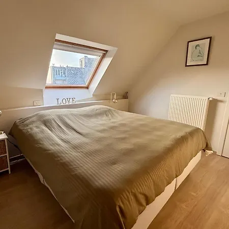 Zen At Sea Duplex Apartment *